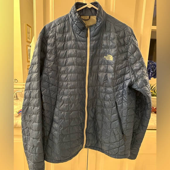 The North Face Other - Men’s The North Face Thermoball Puffer - LG